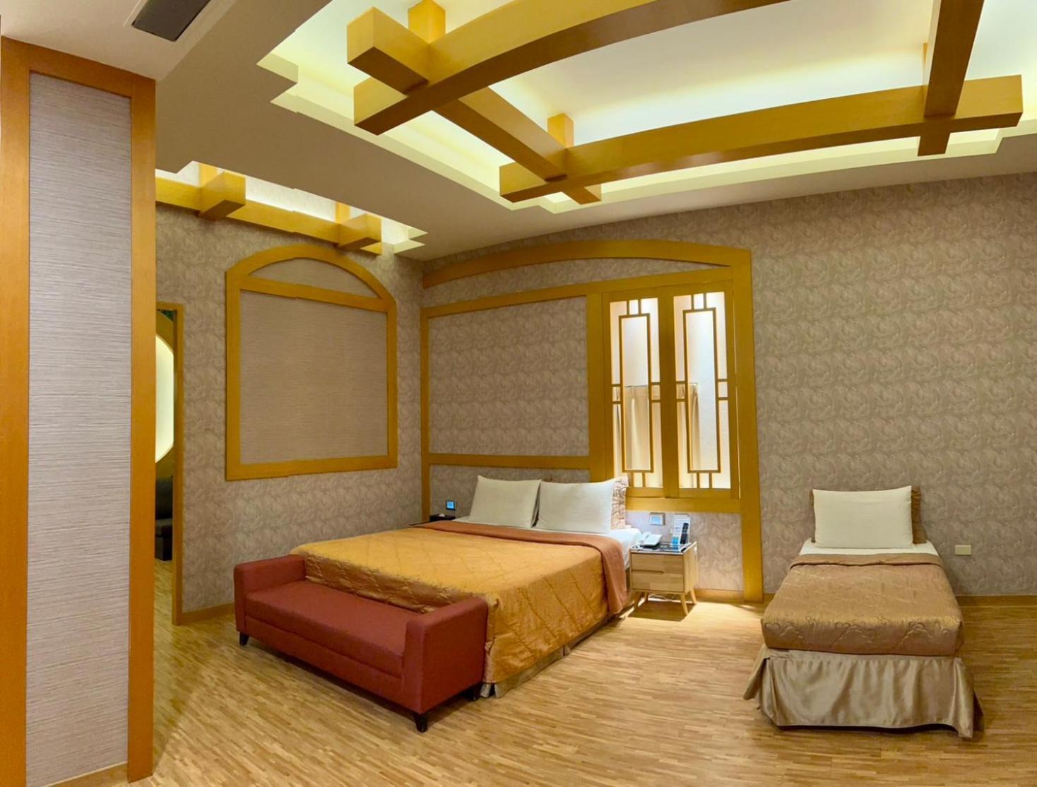 Wei Feng Exquisite Motel Pintung Branch Pingtung Zewnętrze zdjęcie